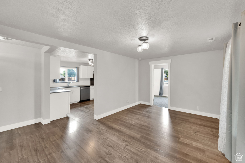 577 N 900 W Salt Lake City, UT 84116