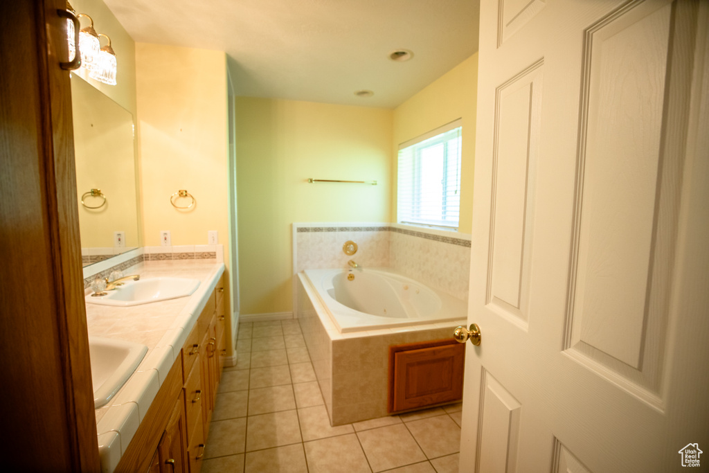 1762 WHISPERING OAKS DR Ogden, UT 84403