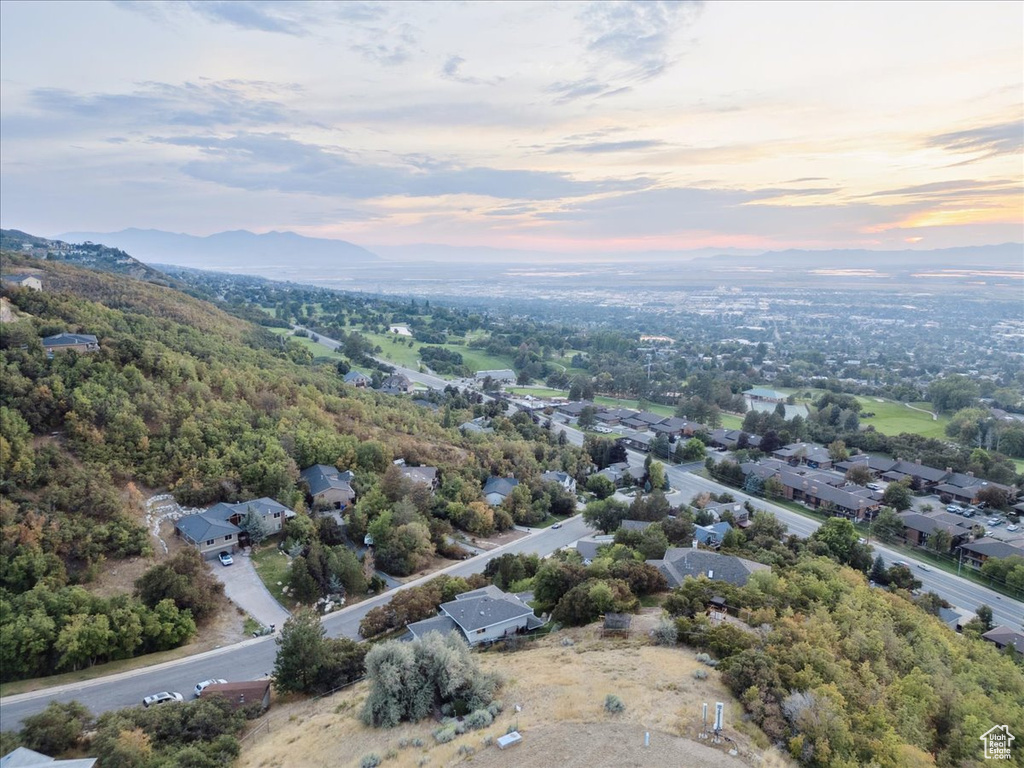 Photo 38 for MLS #2108701 at 1483 E Maple Hills Dr