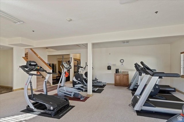 1337 E LAKE SPRINGS LN Holladay, UT 84117