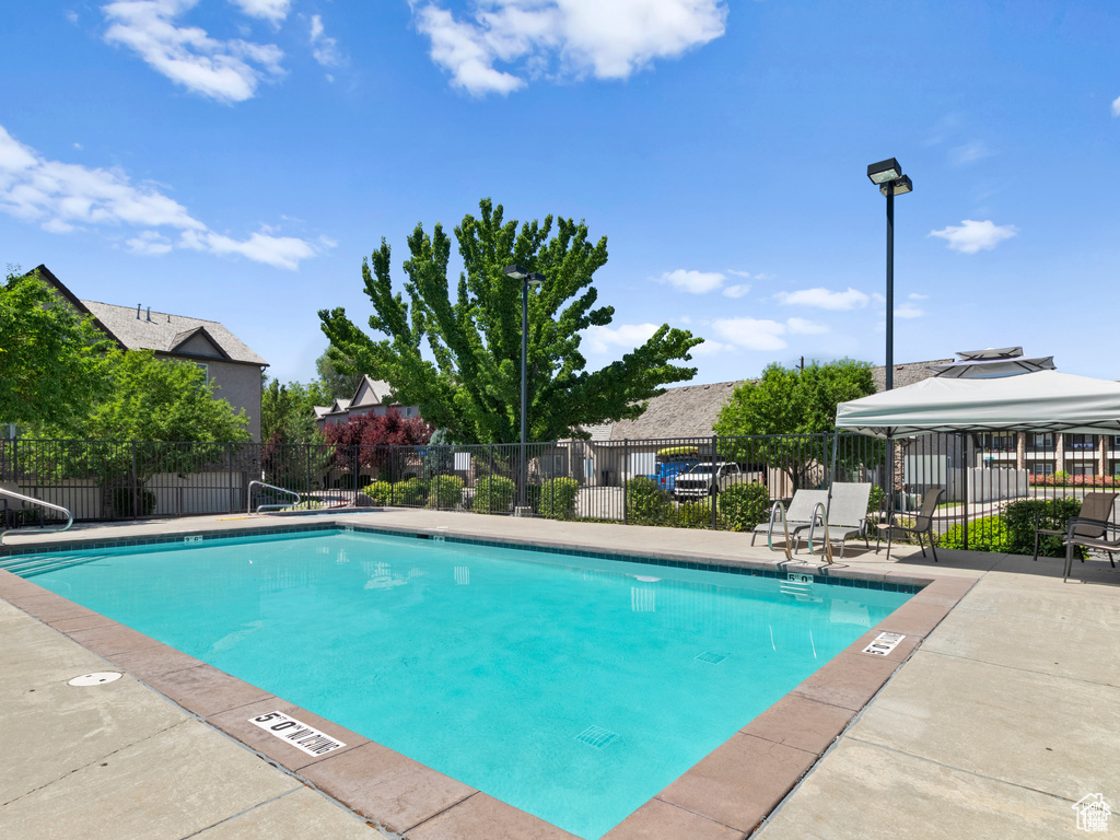 1337 E LAKE SPRINGS LN Holladay, UT 84117