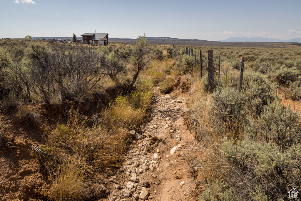 32 S ELK MOUNTAIN AVE La Sal, UT 84530