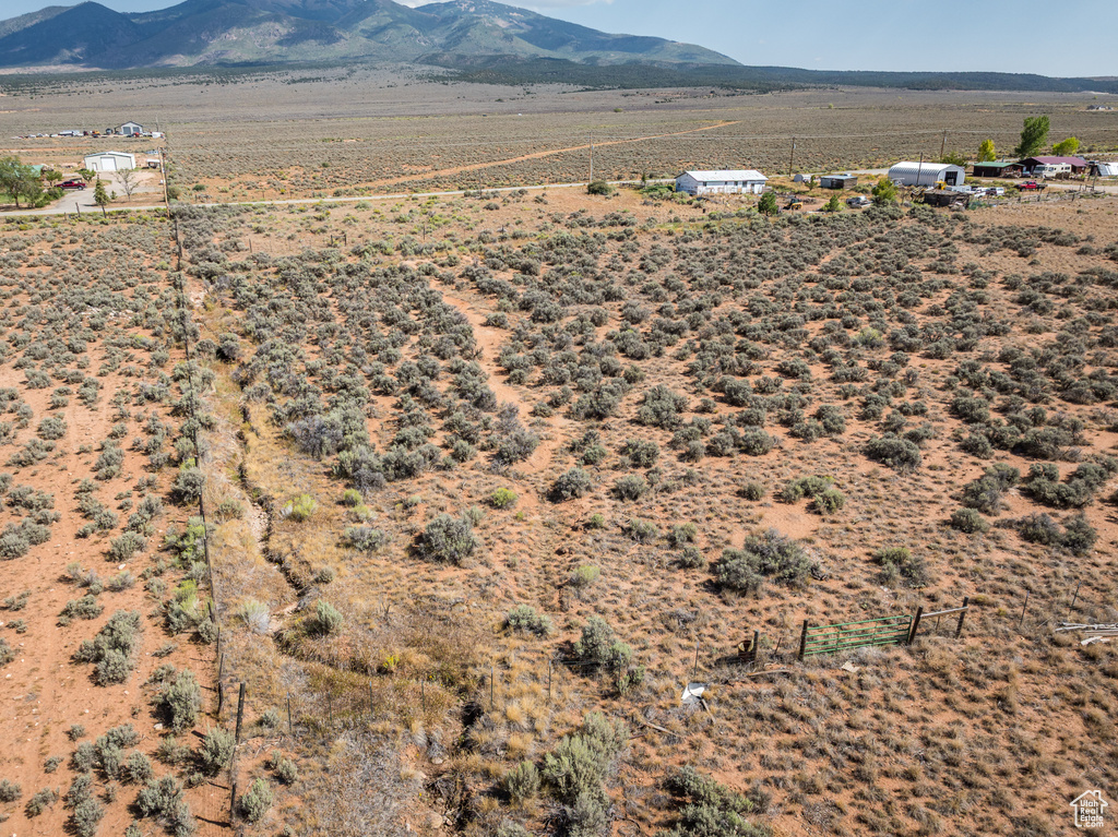 32 S ELK MOUNTAIN AVE La Sal, UT 84530