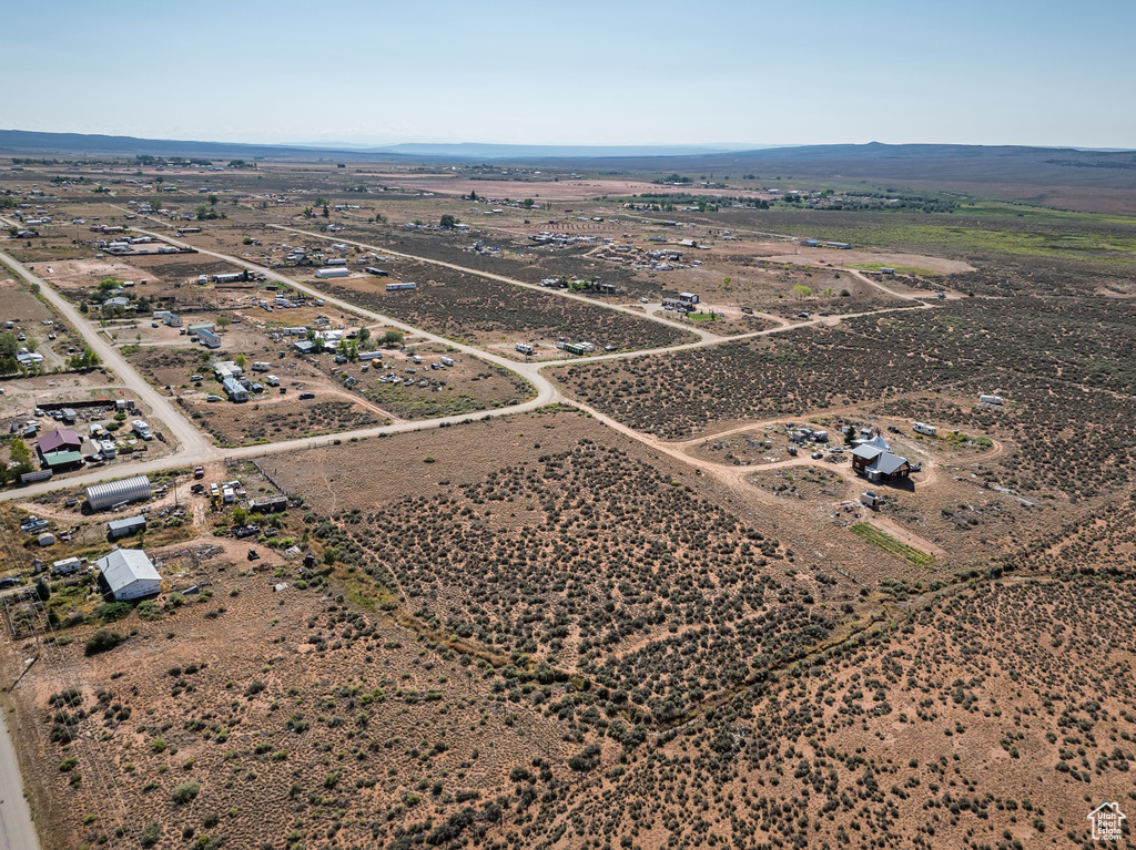 32 S ELK MOUNTAIN AVE La Sal, UT 84530