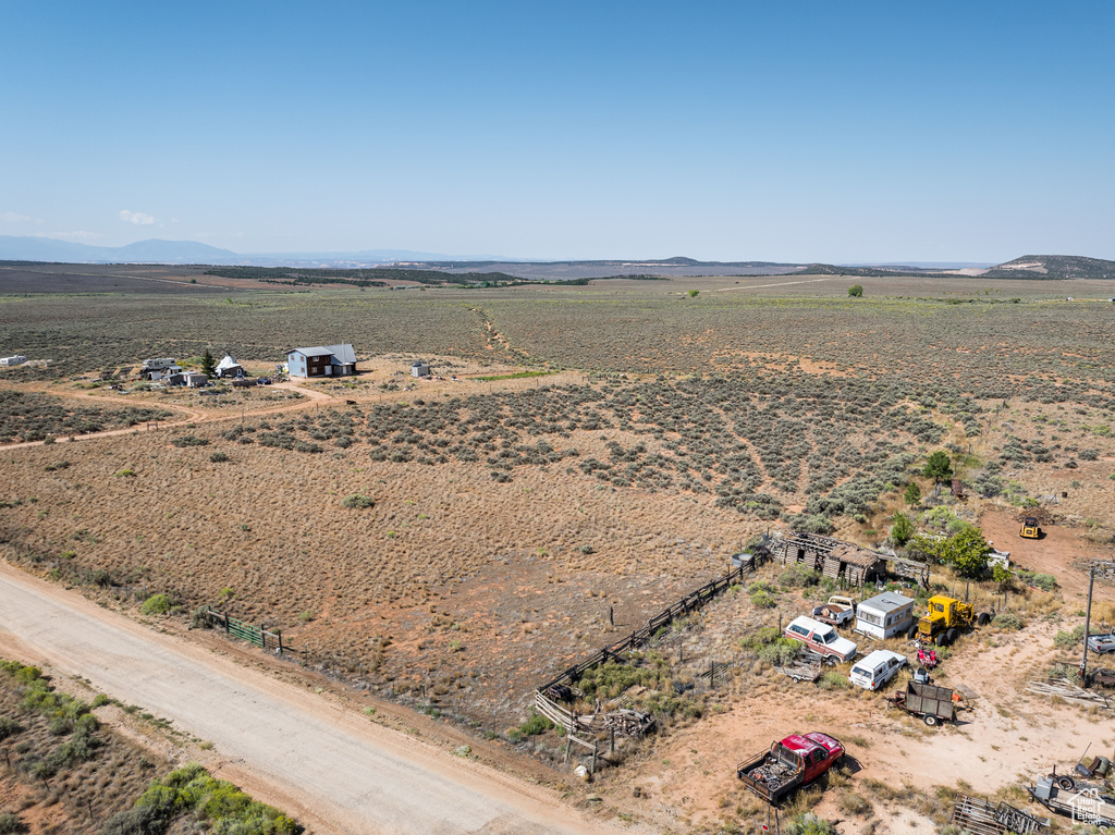 32 S ELK MOUNTAIN AVE La Sal, UT 84530