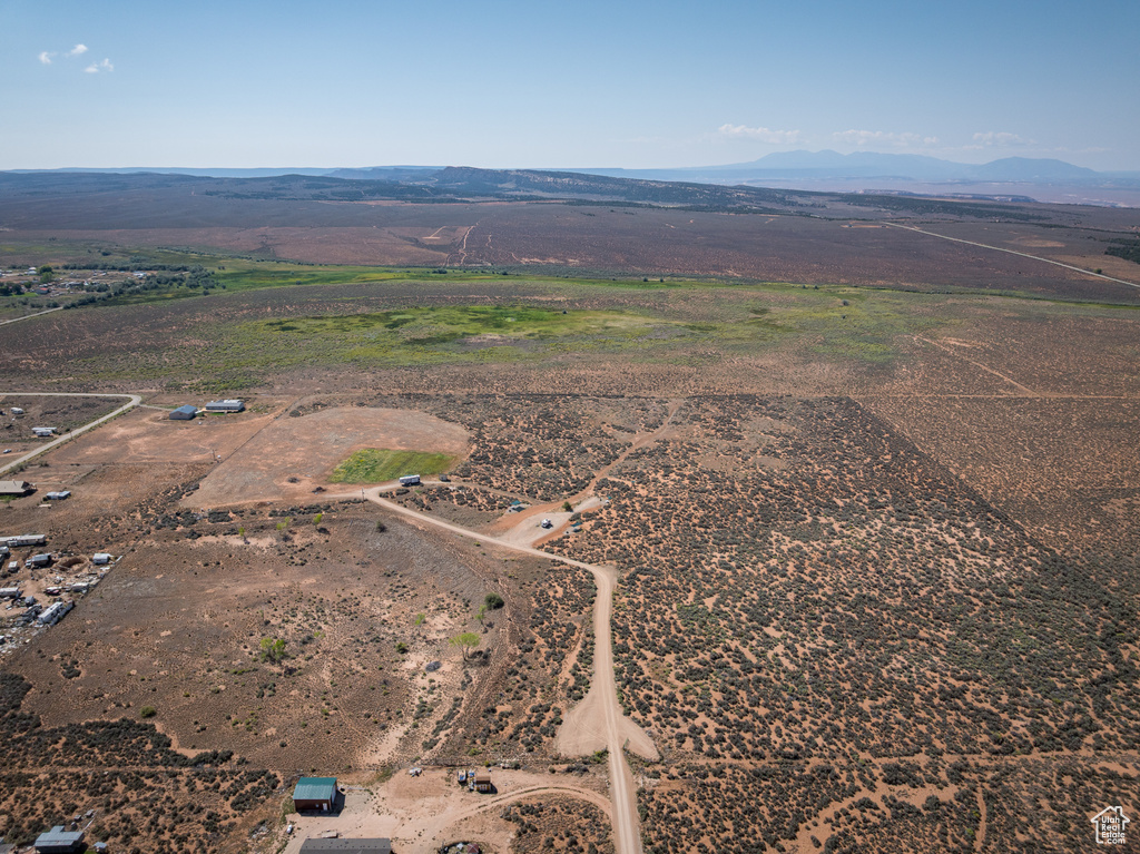 112 S COTTONTAIL AVE La Sal, UT 84530