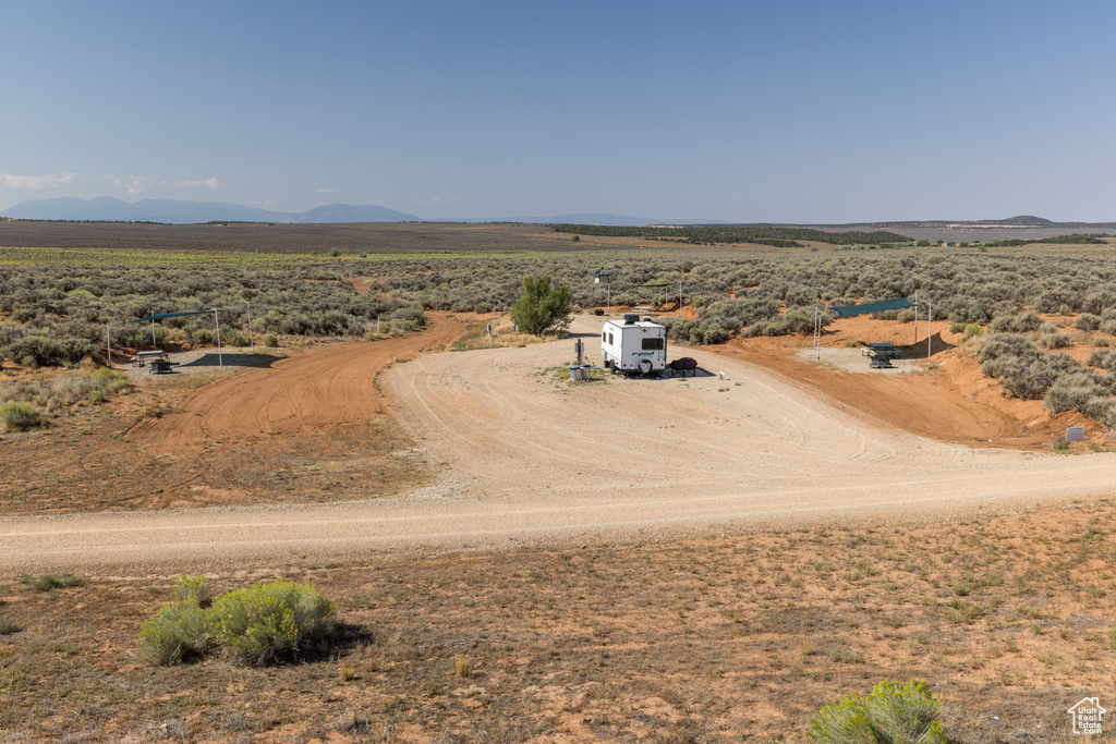 112 S COTTONTAIL AVE La Sal, UT 84530