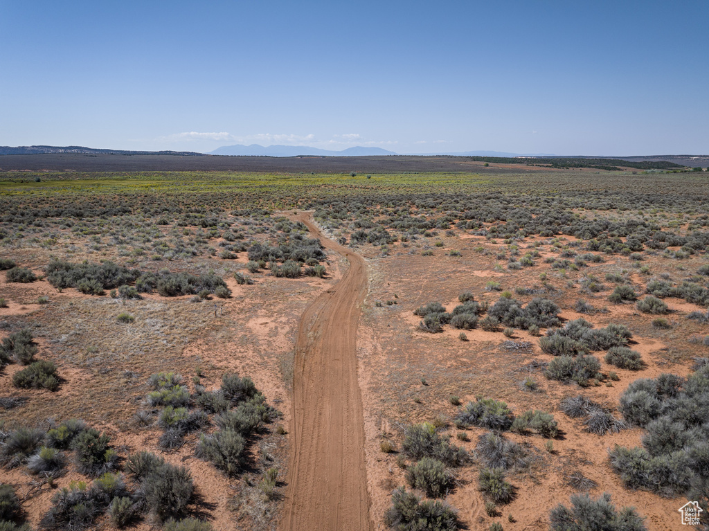 112 S COTTONTAIL AVE La Sal, UT 84530