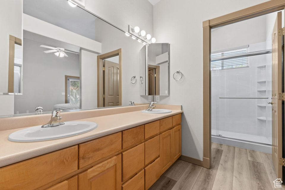 Photo 11 for MLS #2108732 at 1165 W Indian Hills Dr #223