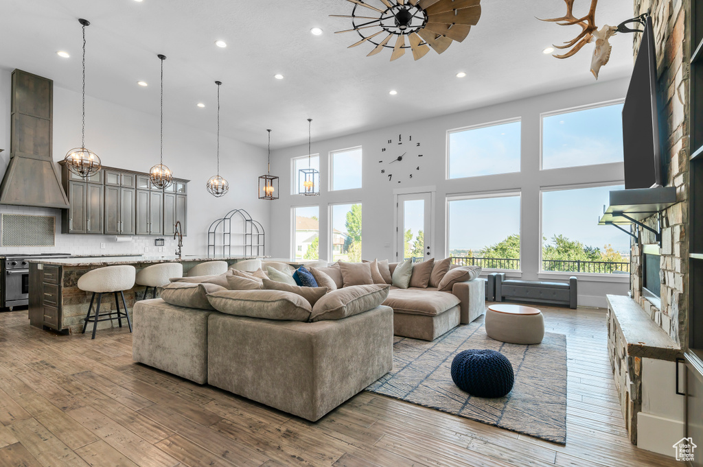 2633 OAKRIDGE DR Spanish Fork, UT 84660