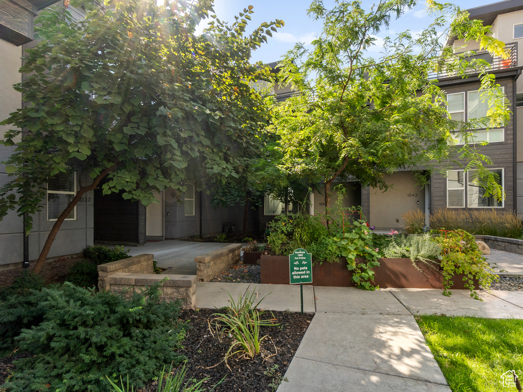 Photo 23 for MLS #2108740 at 1037 W Soho Dr