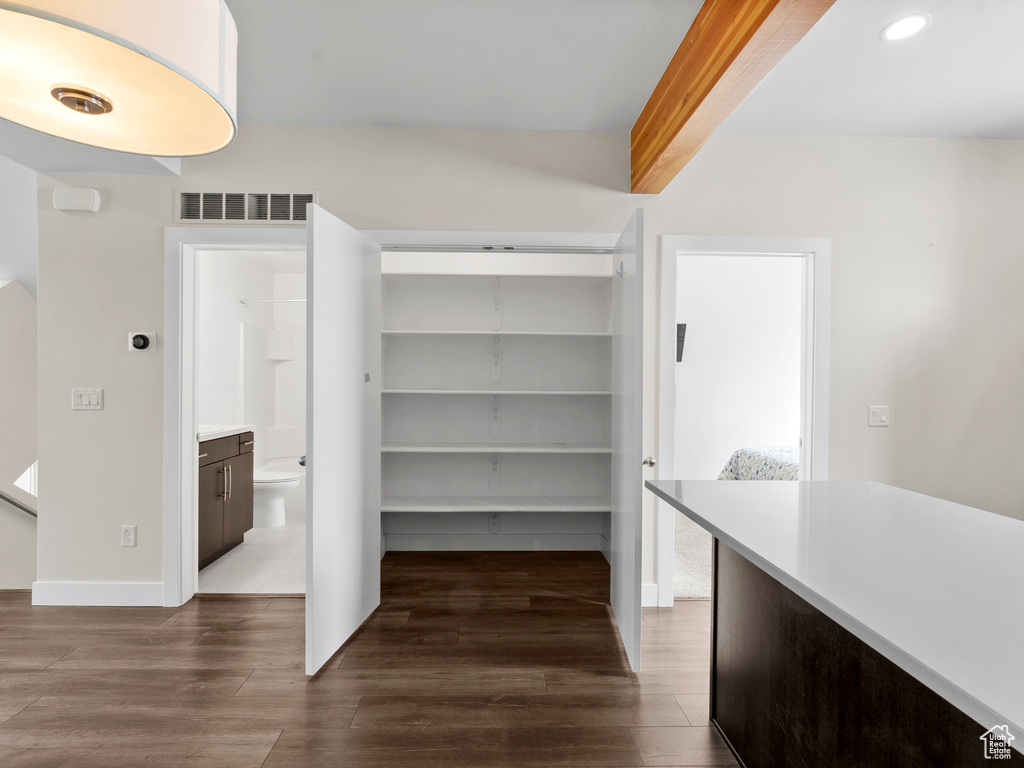 Photo 8 for MLS #2108740 at 1037 W Soho Dr