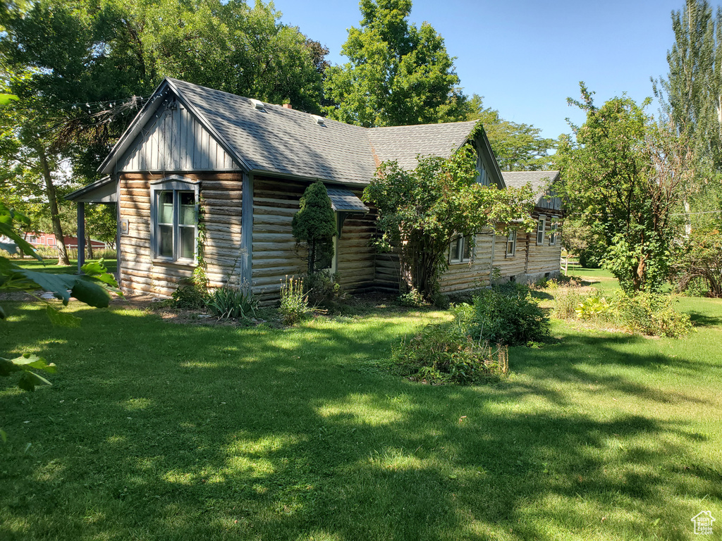 Photo 2 for MLS #2108742 at 1495 E 2300 North