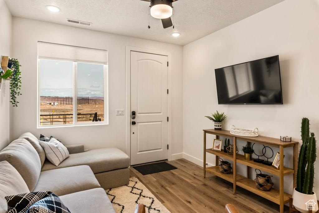 Photo 12 for MLS #2108753 at 5399 E Cerulean Ln #103