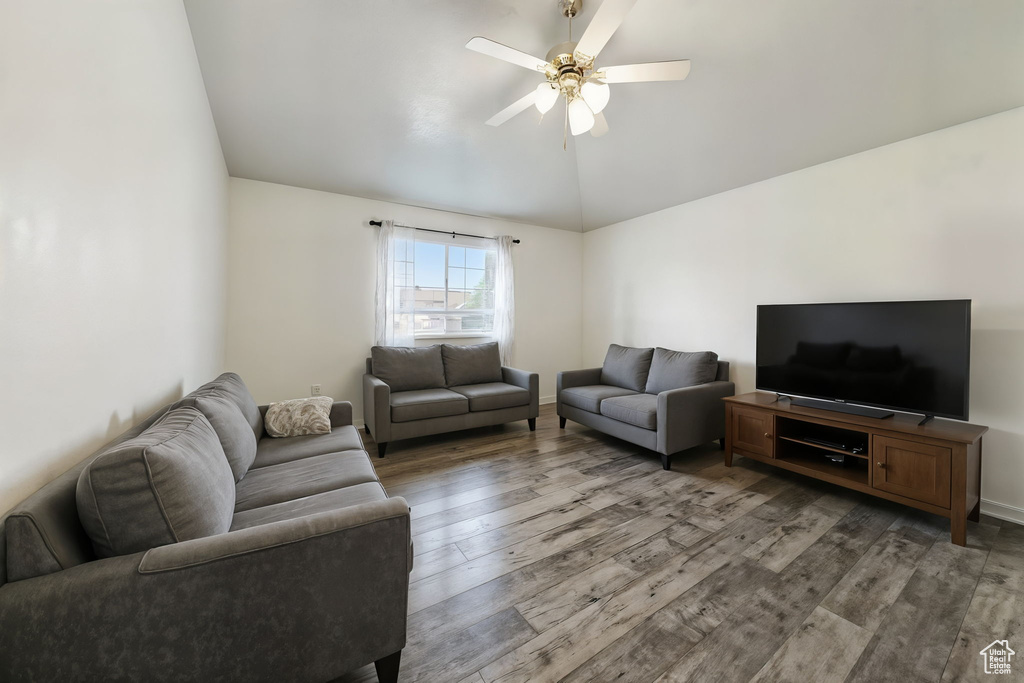 Photo 3 for MLS #2108761 at 272 W 1020 South #B