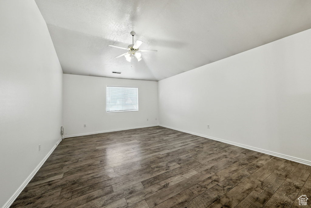 Photo 4 for MLS #2108761 at 272 W 1020 South #B