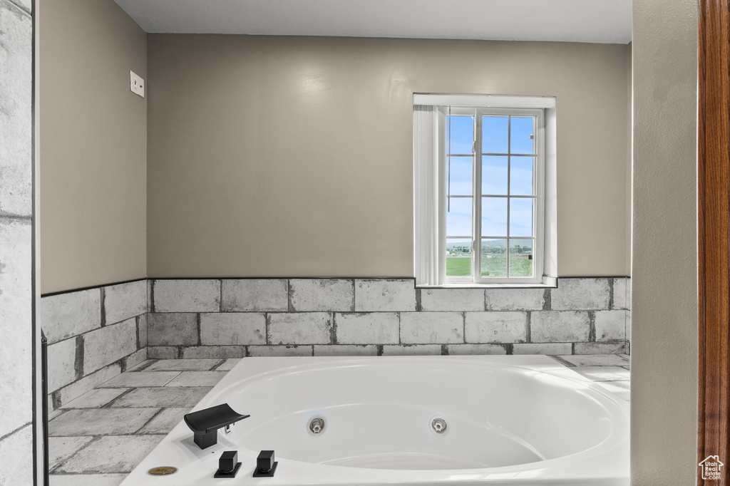Photo 25 for MLS #2108766 at 560 N 400 West