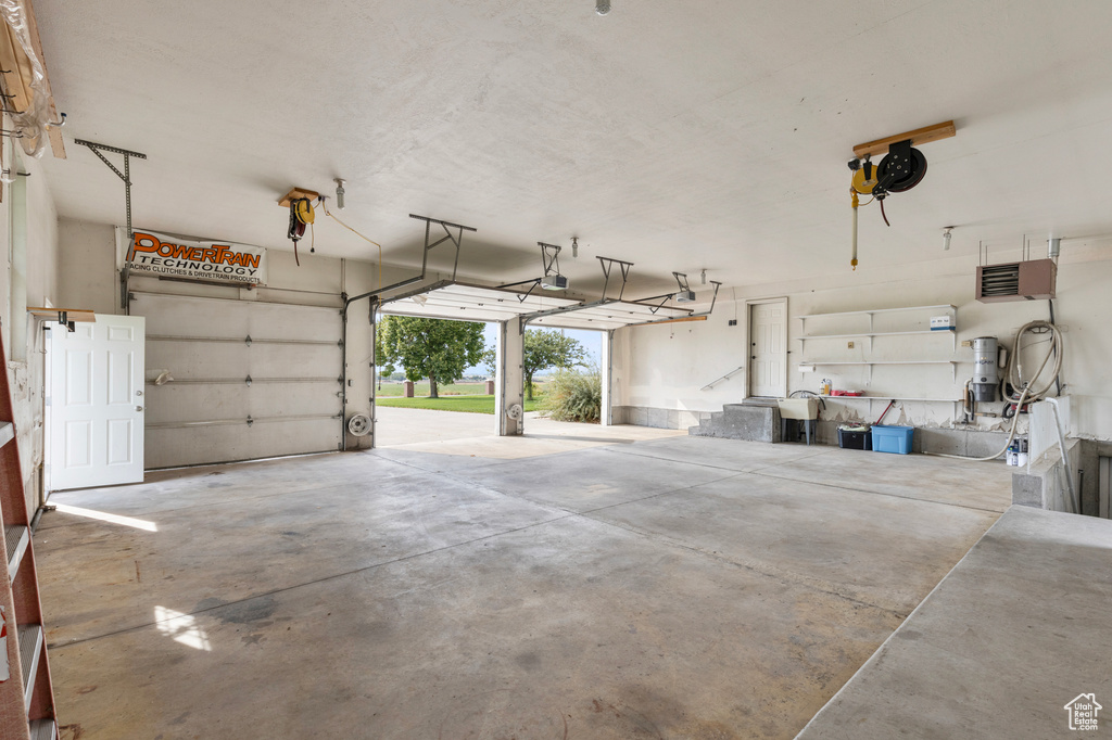 Photo 48 for MLS #2108766 at 560 N 400 West