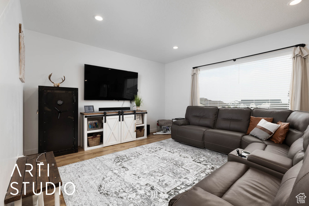 Photo 9 for MLS #2108772 at 1102 S Red Barn View Dr