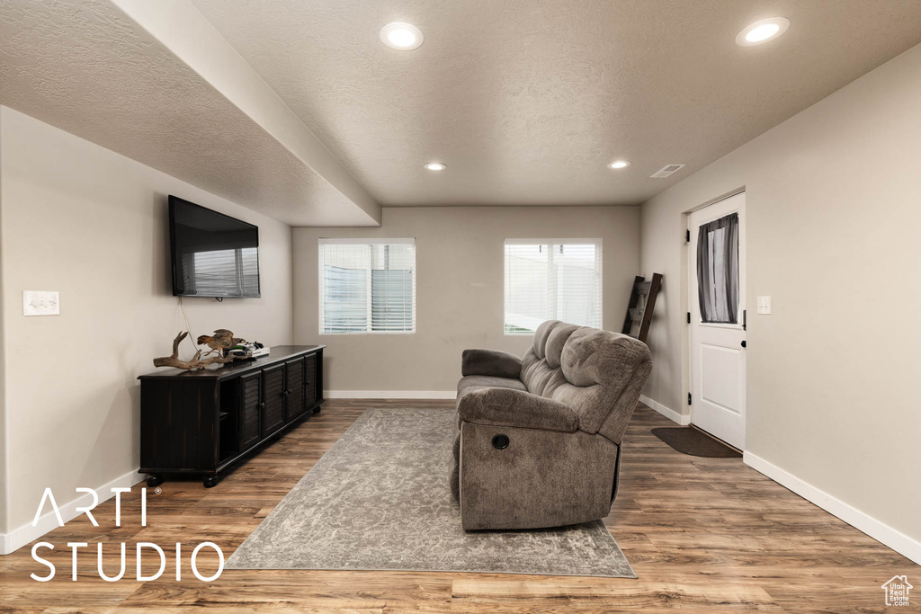 Photo 30 for MLS #2108772 at 1102 S Red Barn View Dr