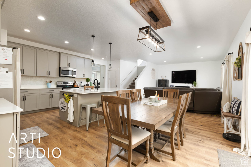 Photo 15 for MLS #2108772 at 1102 S Red Barn View Dr