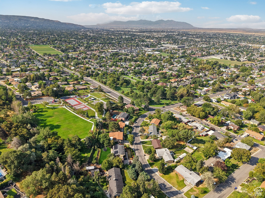 385 S CANYON WAY Centerville, UT 84014