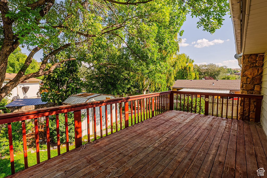 Photo 37 for MLS #2108784 at 1240 Booth Dr