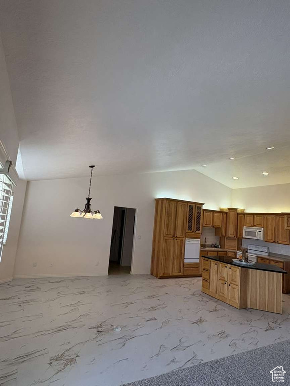 Photo 7 for MLS #2108786 at 310 S 600 East