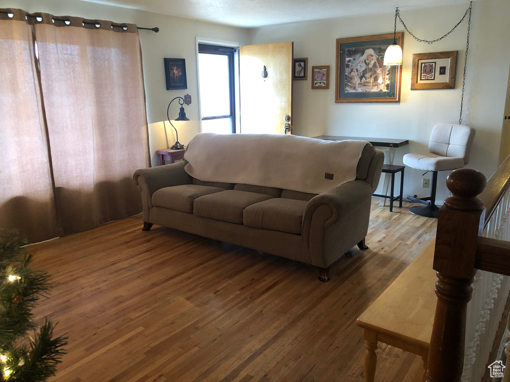 1212 N 850 E Bountiful, UT 84010