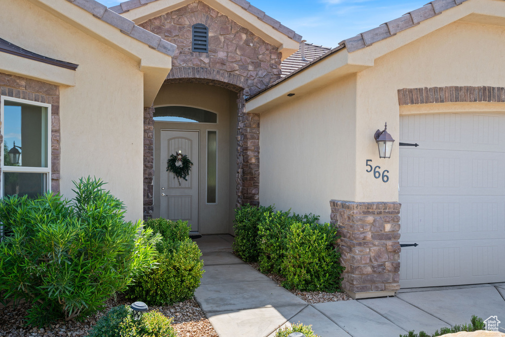 Photo 3 for MLS #2108810 at 566 N Sage Crest Dr
