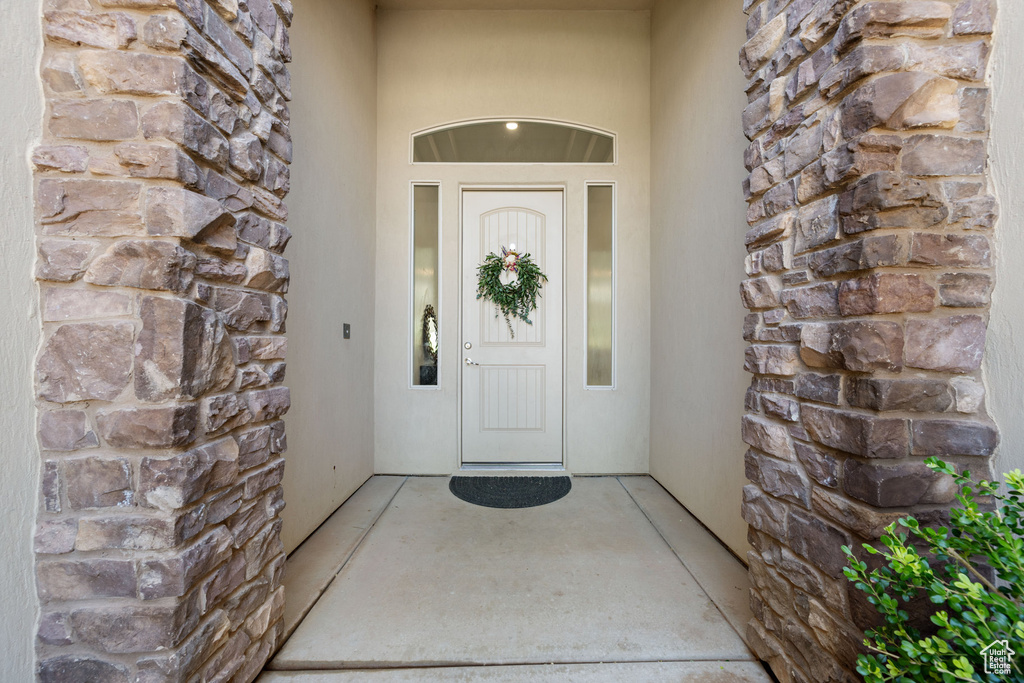 Photo 4 for MLS #2108810 at 566 N Sage Crest Dr