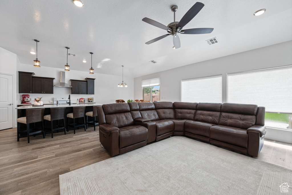 Photo 6 for MLS #2108810 at 566 N Sage Crest Dr