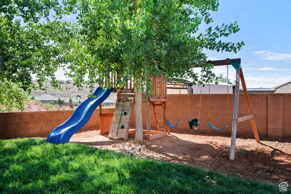 Photo 37 for MLS #2108810 at 566 N Sage Crest Dr