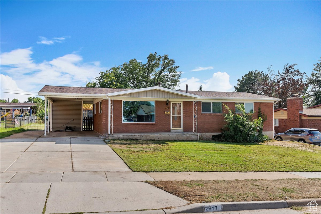 Photo 3 for MLS #2108813 at 2617 W 4850 South