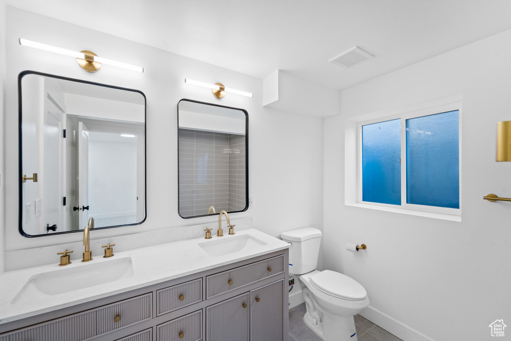 2523 E OAK GROVE DR Sandy, UT 84092
