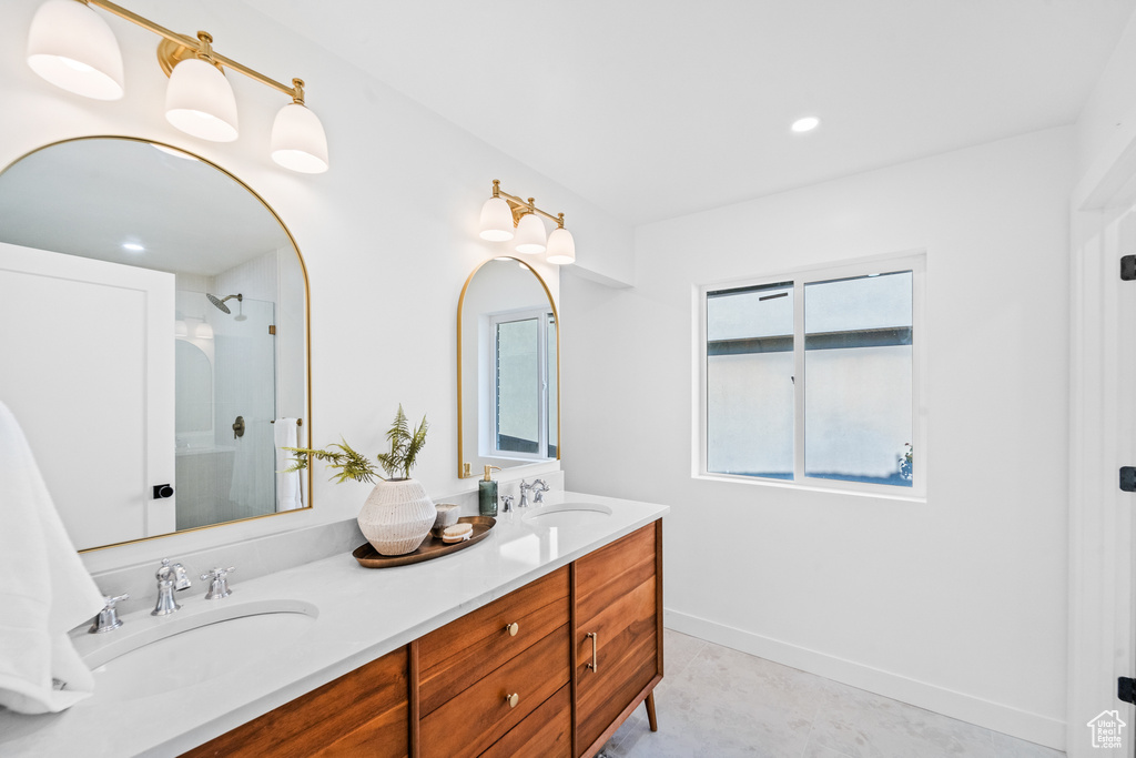 2523 E OAK GROVE DR Sandy, UT 84092