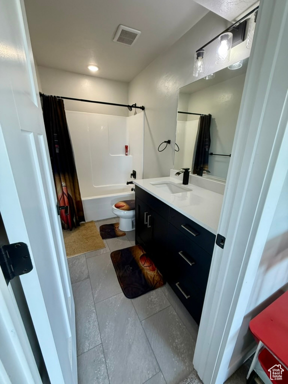 1061 S 600 E Providence, UT 84332
