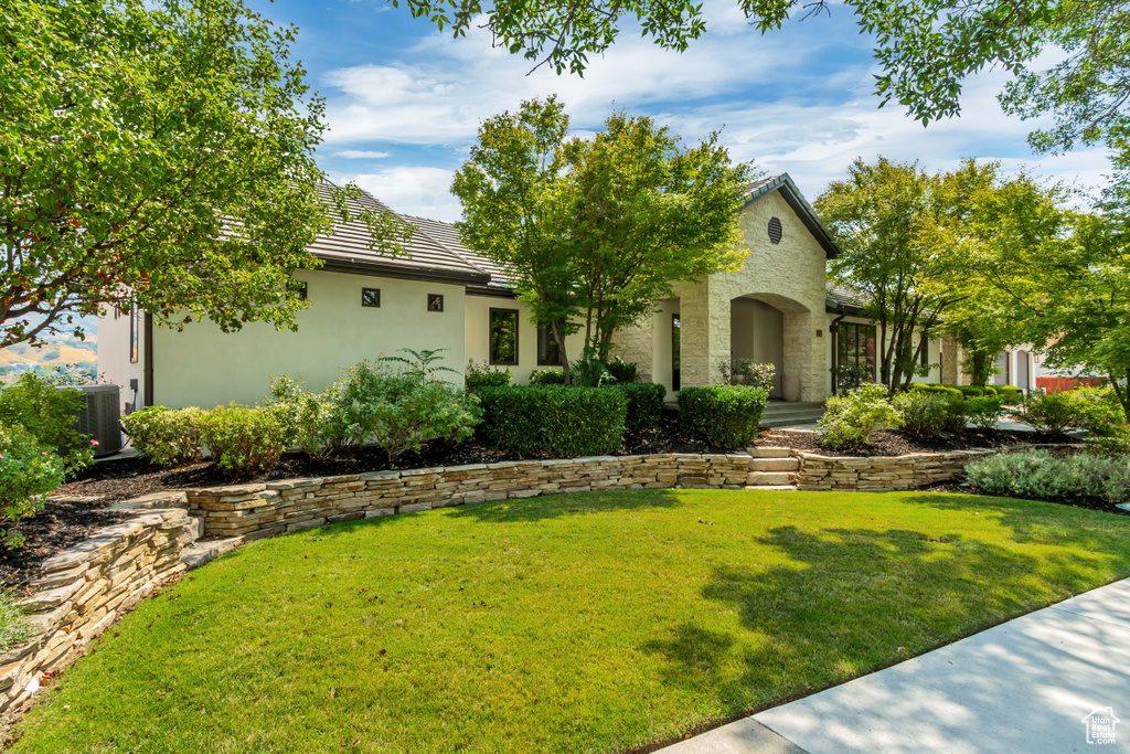 270 N PALISADE DR Orem, UT 84097