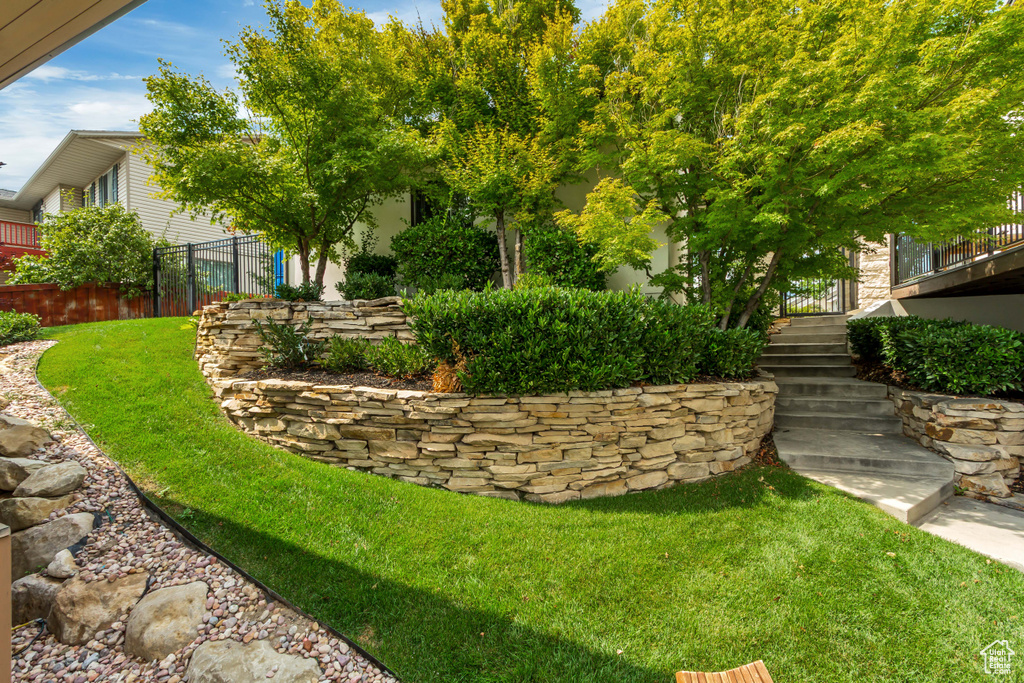 270 N PALISADE DR Orem, UT 84097