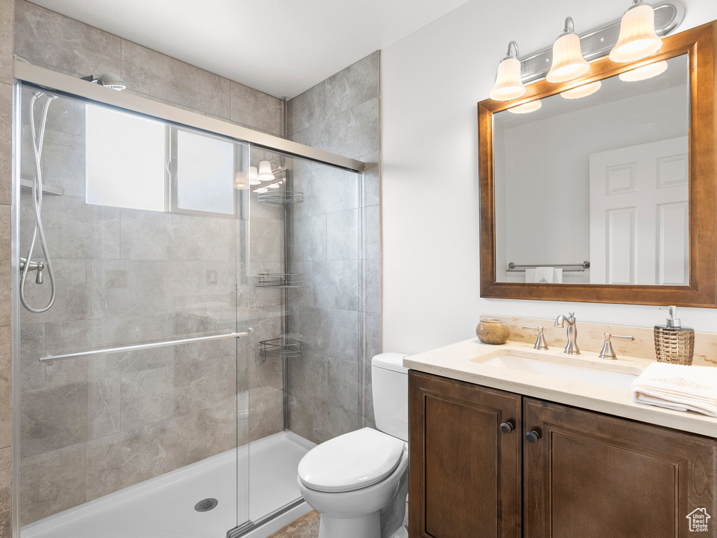 1197 W 1580 N Clinton, UT 84015