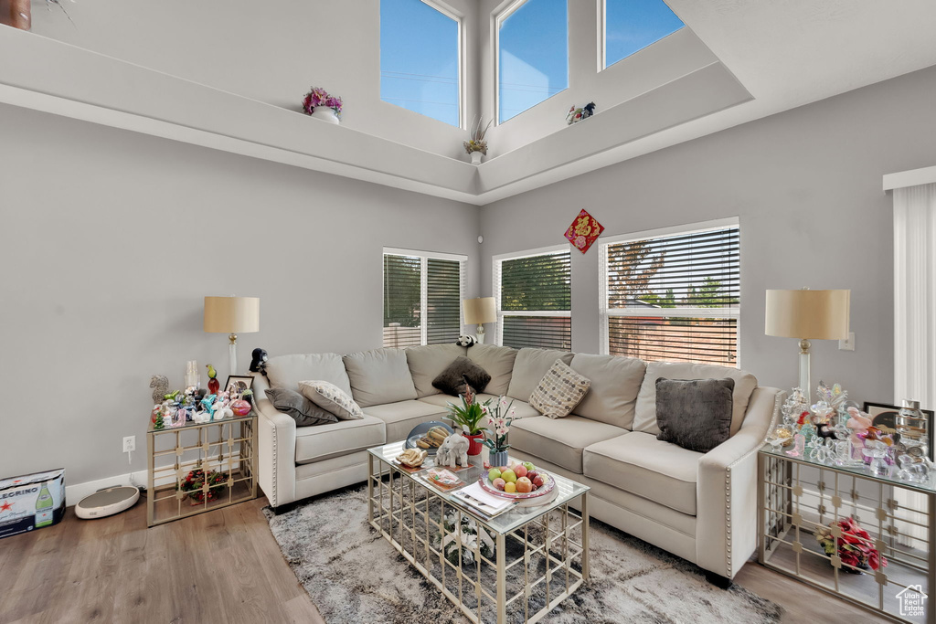 717 SAND DOLLAR DR Sandy, UT 84094