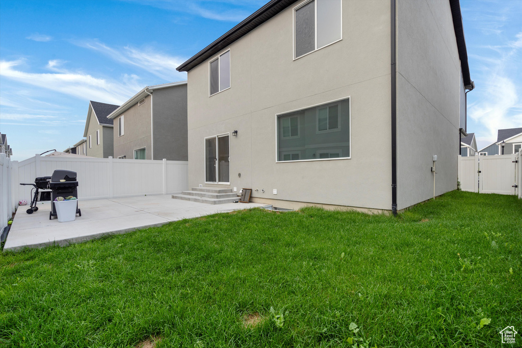 513 N TRIDENT DR Saratoga Springs, UT 84045