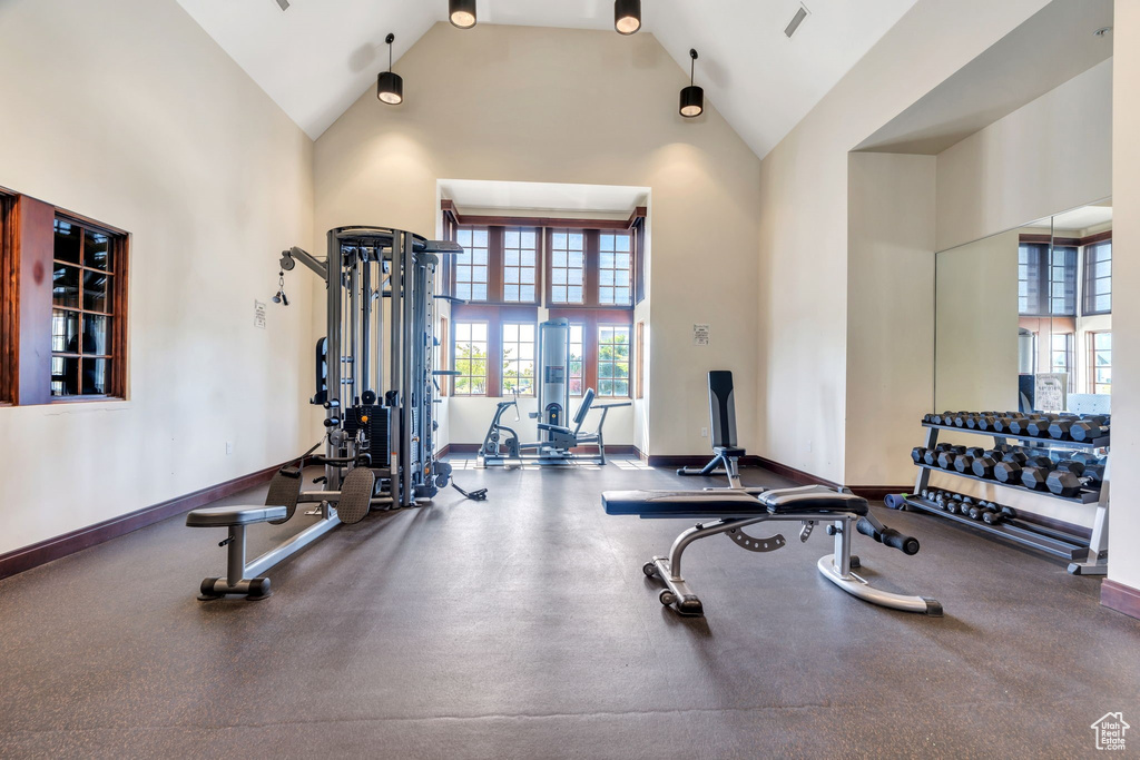 4929 W TYDEMAN WAY #213 South Jordan, UT 84009