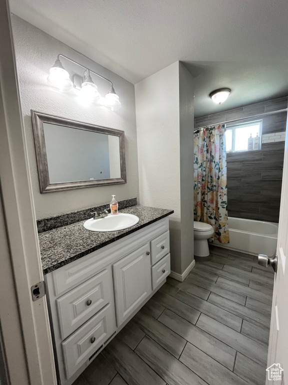 4972 W SILVERTIP DR Kearns, UT 84118