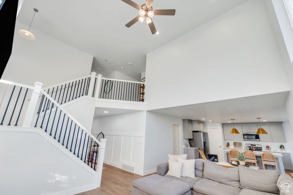 564 N WOODLAND RD Saratoga Springs, UT 84045