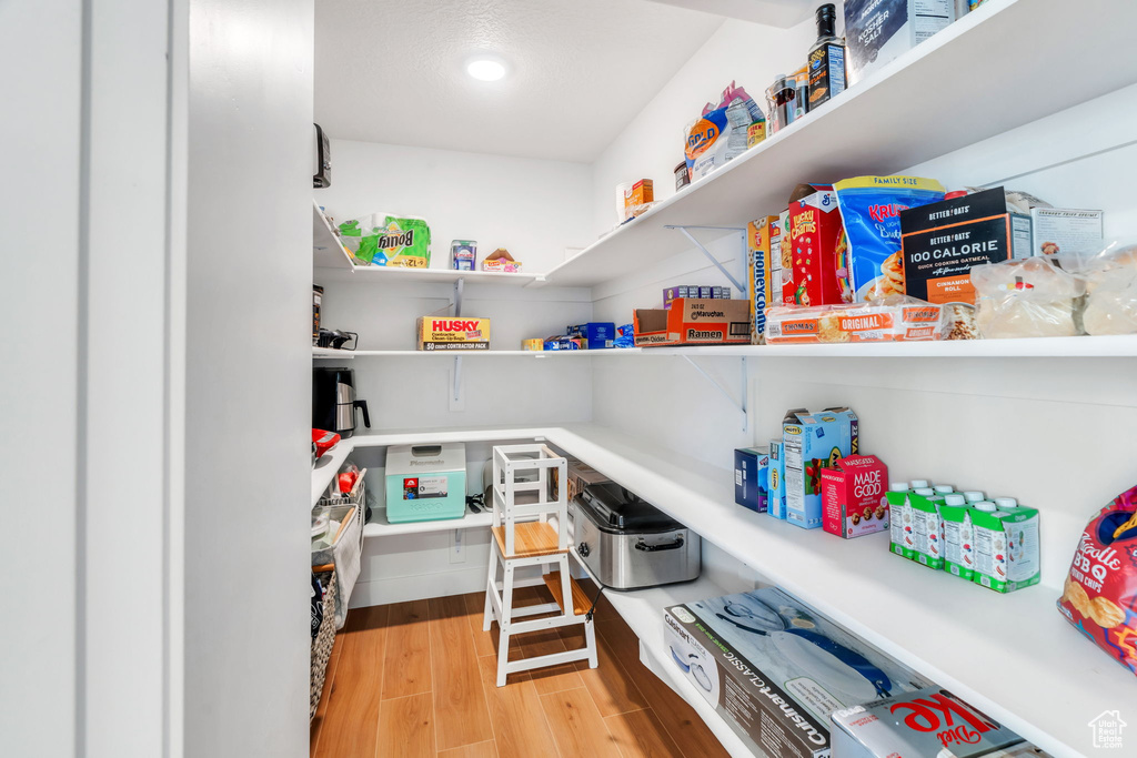 564 N WOODLAND RD Saratoga Springs, UT 84045