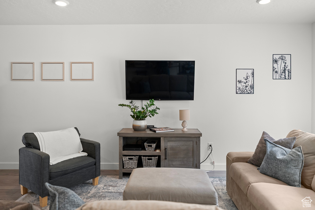 Photo 6 for MLS #2108866 at 1039 E Reef Dr