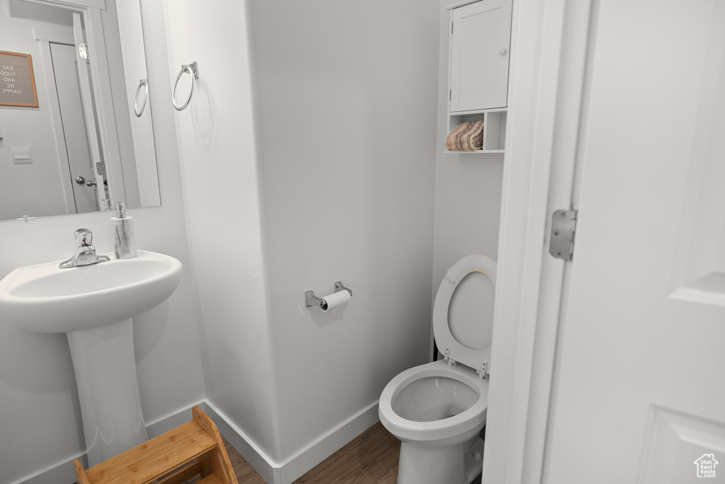 Photo 14 for MLS #2108866 at 1039 E Reef Dr