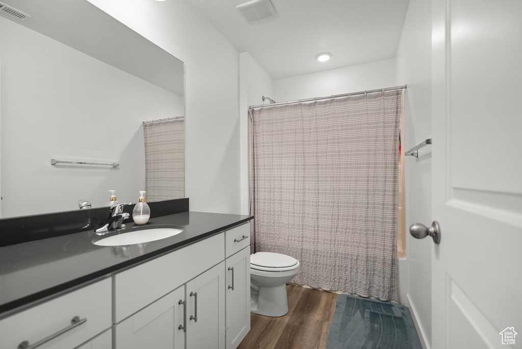 Photo 17 for MLS #2108866 at 1039 E Reef Dr