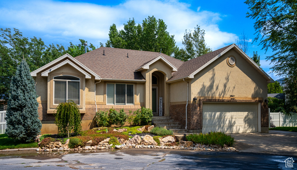 1962 E 7550 S South Weber, UT 84405